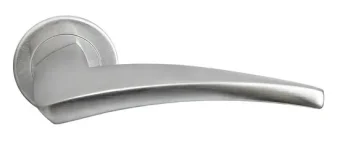 Ручка дверная WIND NC-9 CSA  раздельная на круглом основании, цвет матовый хром, латунь